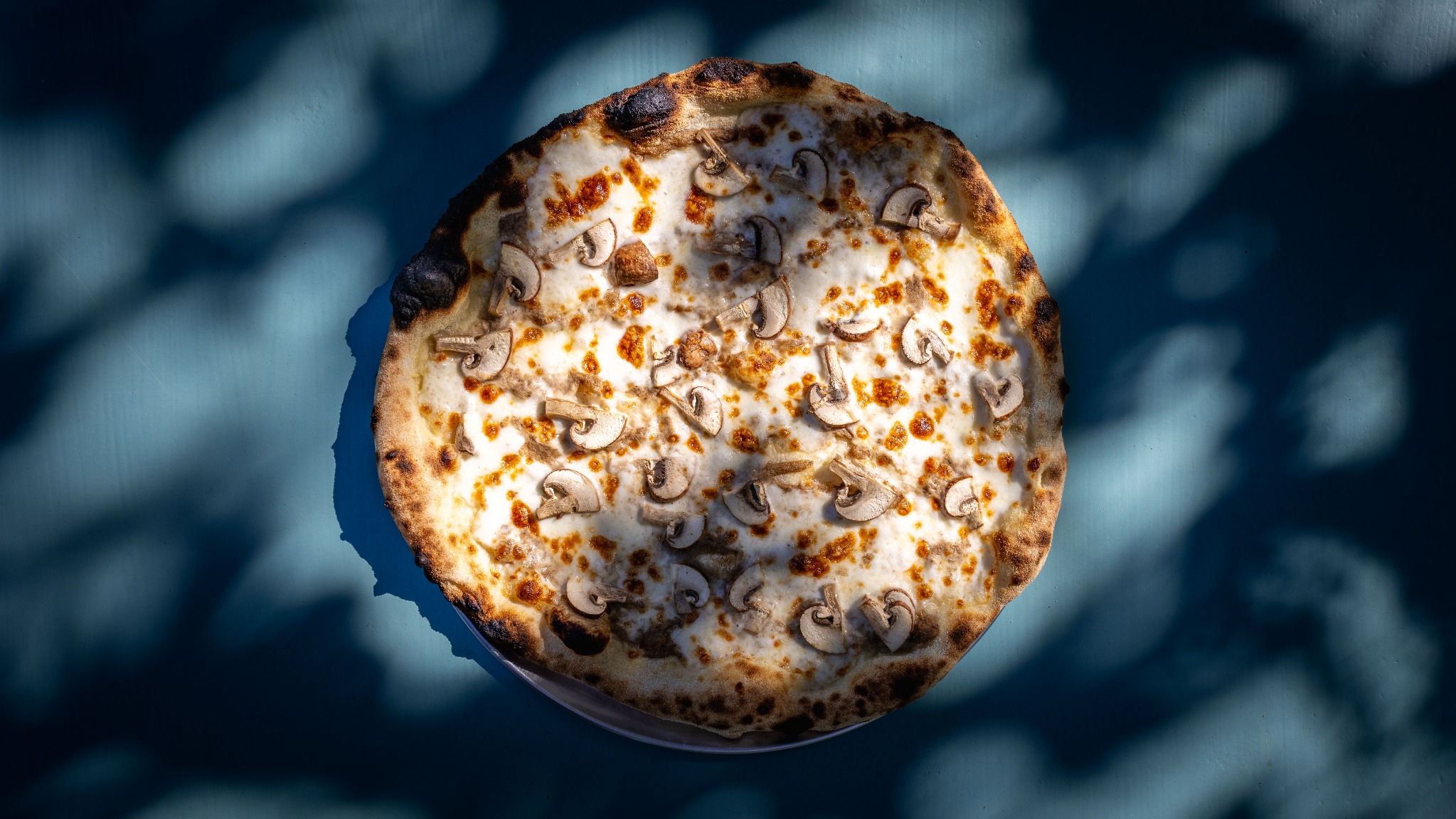 GOMBÁS — Burba Pizza